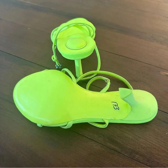 Alexander Wang Dahlia Heel in Glowstick NWOT - Picture 4 of 7